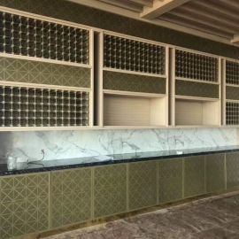 TỦ KỆ GỖ TRƯNG BÀY ĐẸP HCM